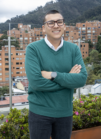 Andrés Felipe Gómez, Regulatory Affairs professional at Buritica Abogados, specialist in Intellectual Property, Corporate and Commercial Law, and Consumer Law in Bogotá